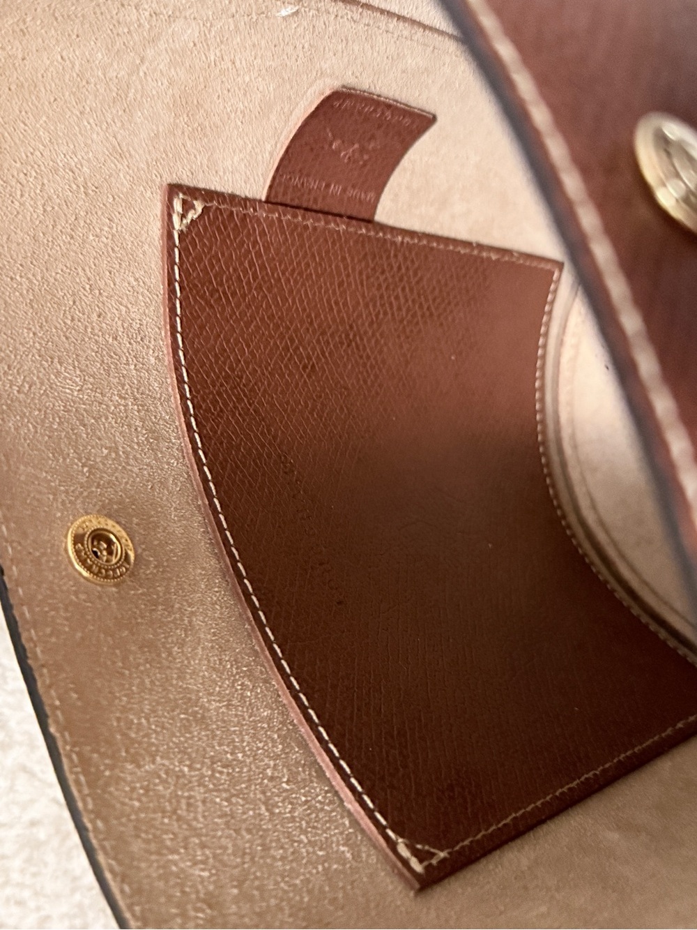 Longchamp Épure Bucket Bag - Picture 6 of 7